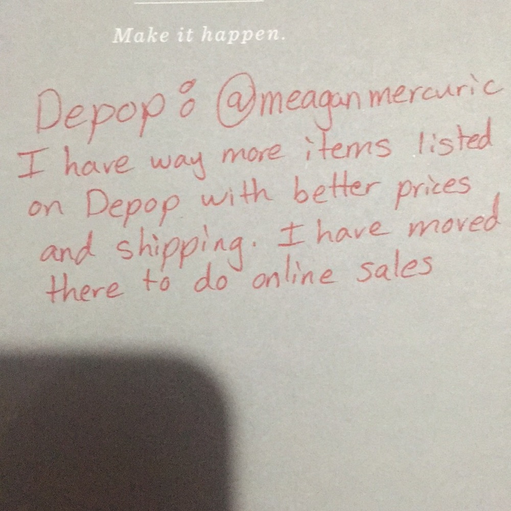 Depop : @meaganmercuric